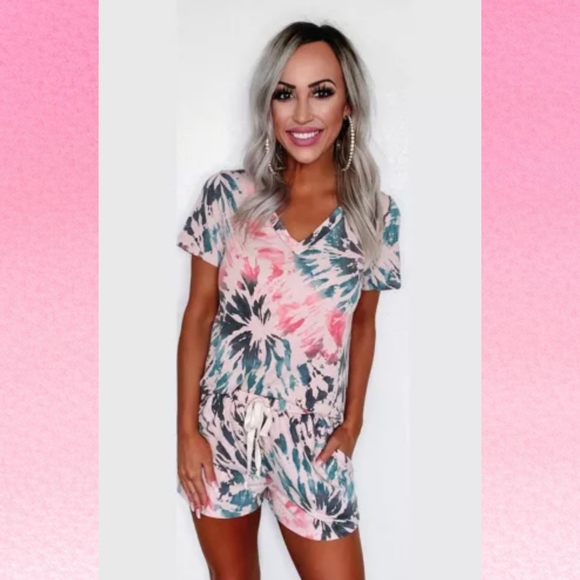 ‼️CLEARANCE PRICE FIRM‼️Tie Dye Lounge Set⭐ - Picture 4 of 6